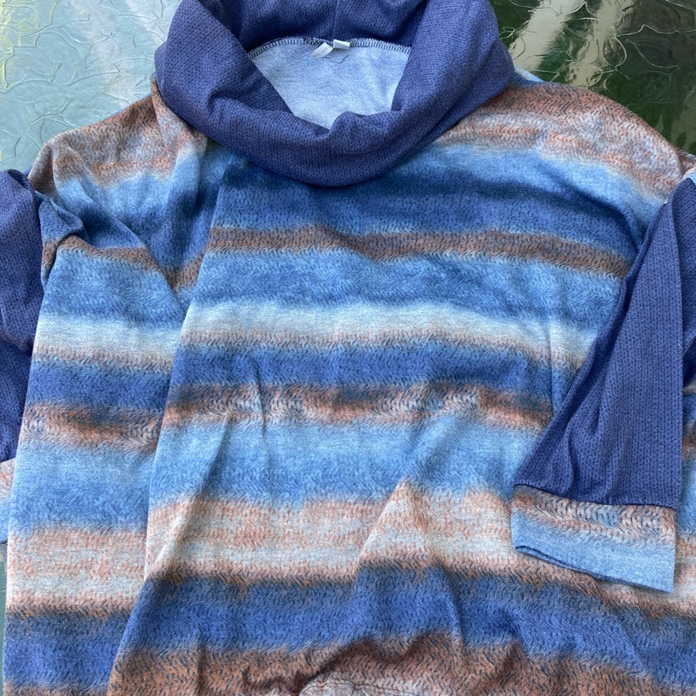 3/$23 CATO Cowl Neck Womens Long sleeve Blue Gold Metallic Side Ties Plus 26/28